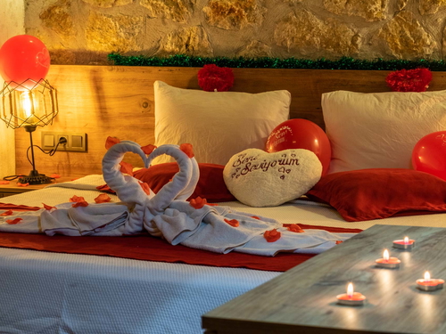  gece  -  Kasım
  | Kalkan Akbel’de Jakuzili ve Isıtmalı Havuzlu Muhafazakar Kiralık Villa | 4 Kişilik Tatil